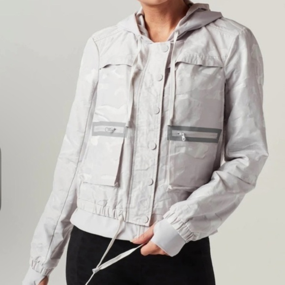 Blanc Noir Women's Gray Camo Skyfall Hooded Aviator Jacket Size S